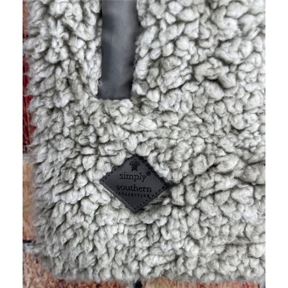 Simply Southern Sherpa Sleeveless Vest Women’s Small Gray Full Zip Soft Fuzzy - Picture 2 of 5